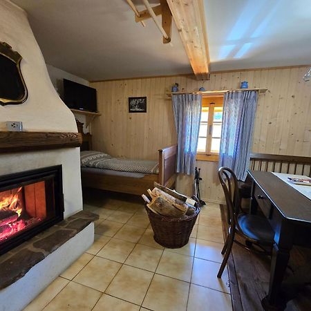 Palčovka Huty - apartmán U Ondry Esterno foto